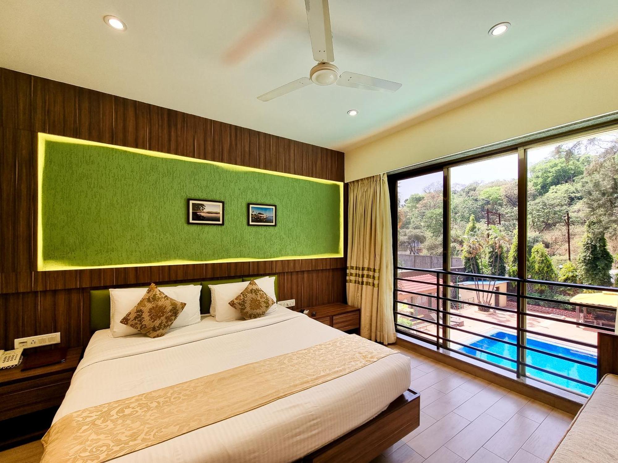 Zaras Resort Khandala Lonavla Exterior foto
